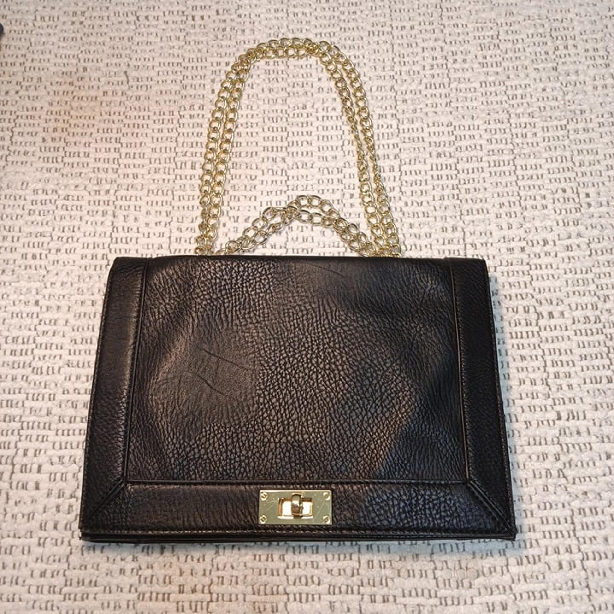 Olivia + Joy faux pebbled leather envelope chain strap shoulder hand bag purse