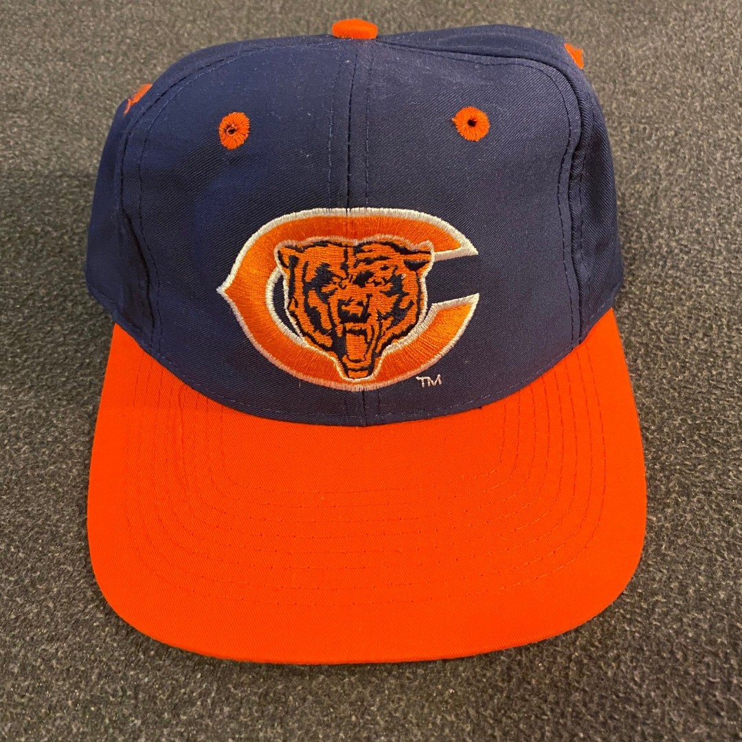 Vintage Chicago Bears Logo 7 NFL Green Underbill Snapback Hat Big Patch Spellout