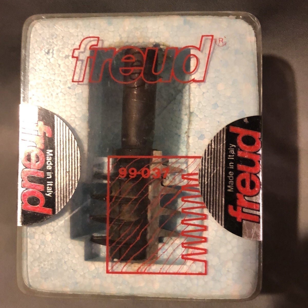 Freud #99-037 Finger Joint Router Bit 1-3/8” (Dia.) with 1/2” Shank 100+retail