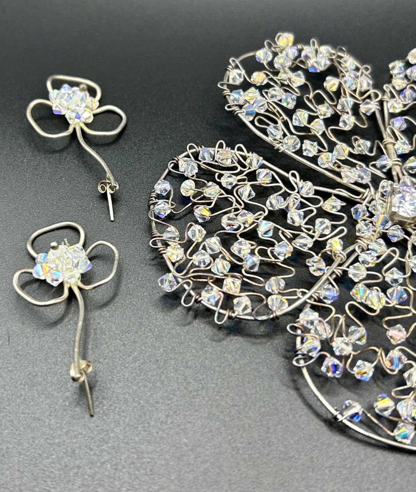 Head piece with Swarovski and 925 silver, includes earrings and pin