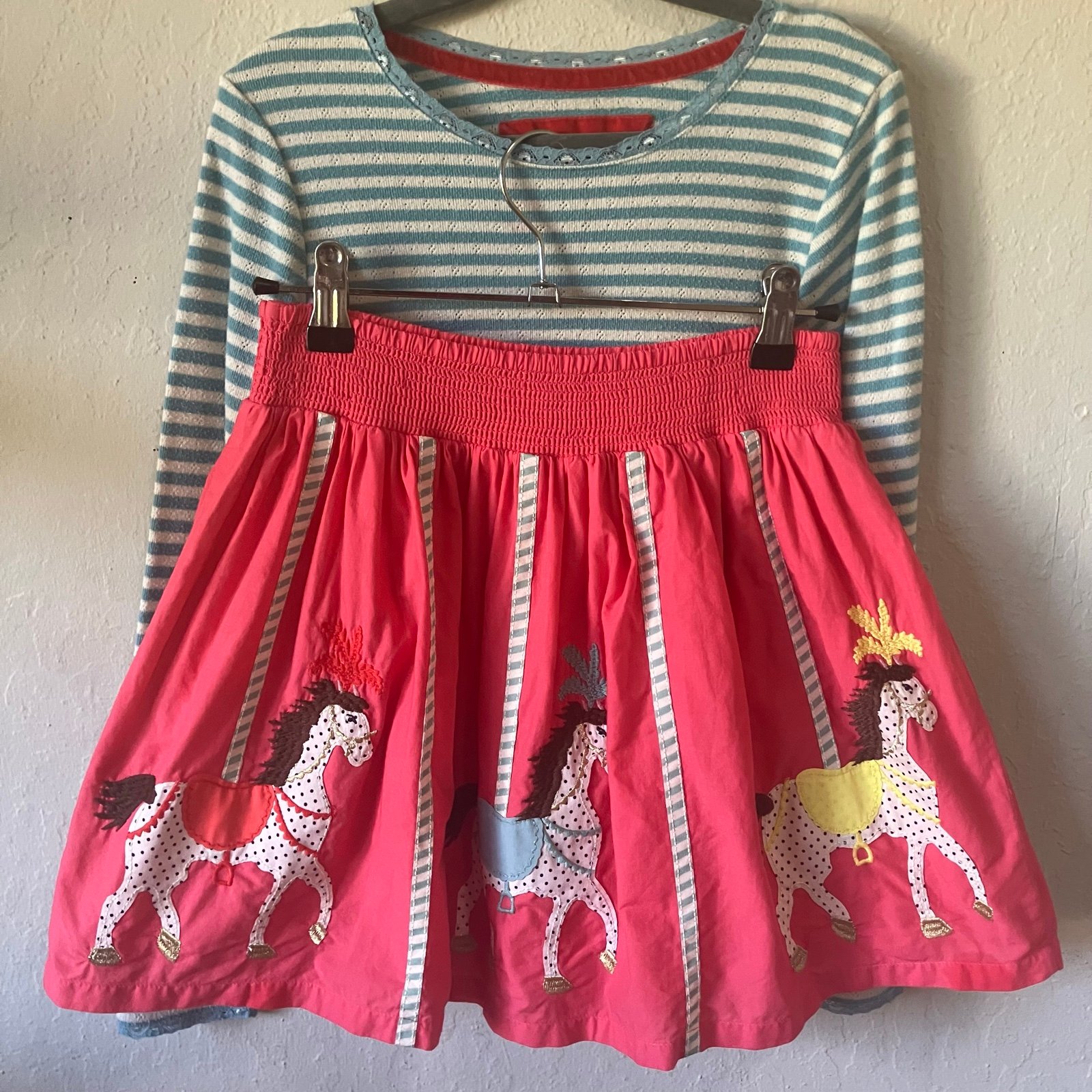 9-10 mini Boden Coral carousel ponies skirt set
