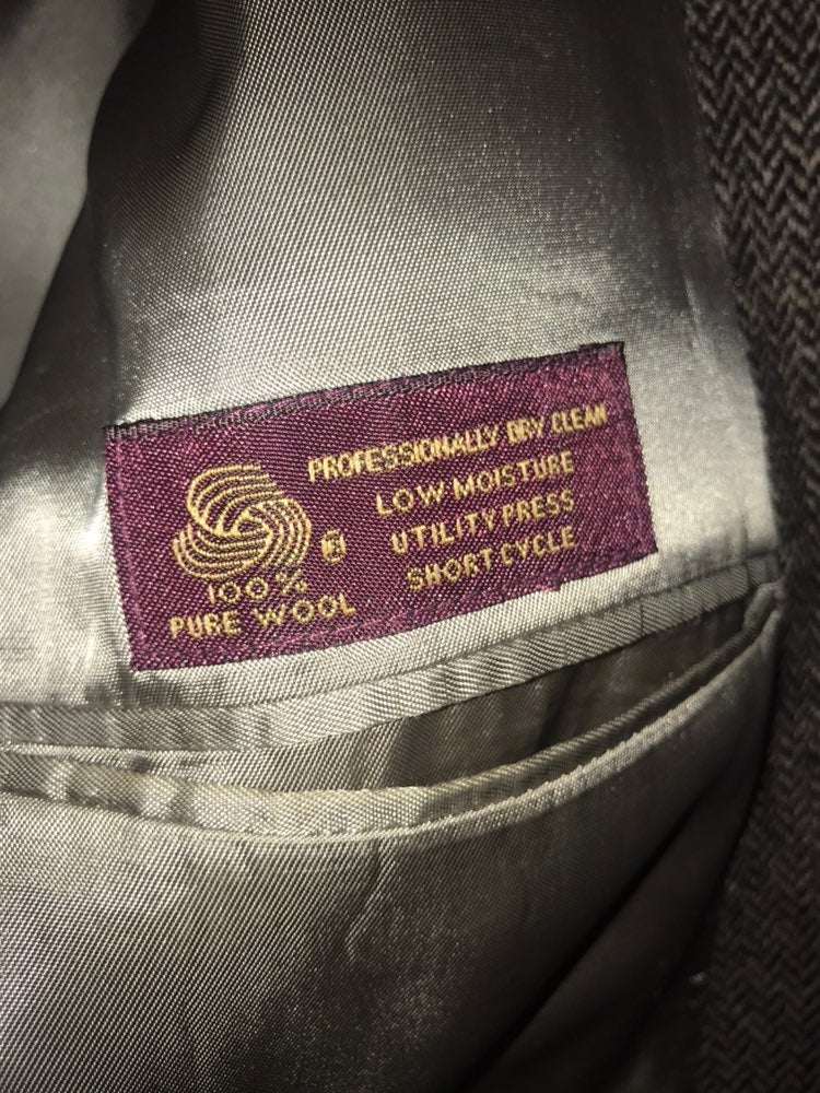 Jos A. banks wool blazer