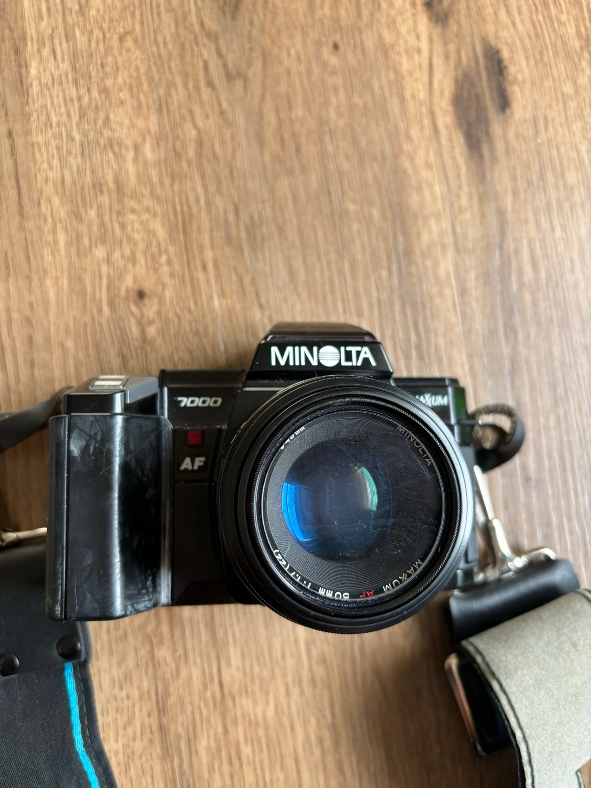 Minolta Maxxum 7000AF Film Camera with 50 mm Lens