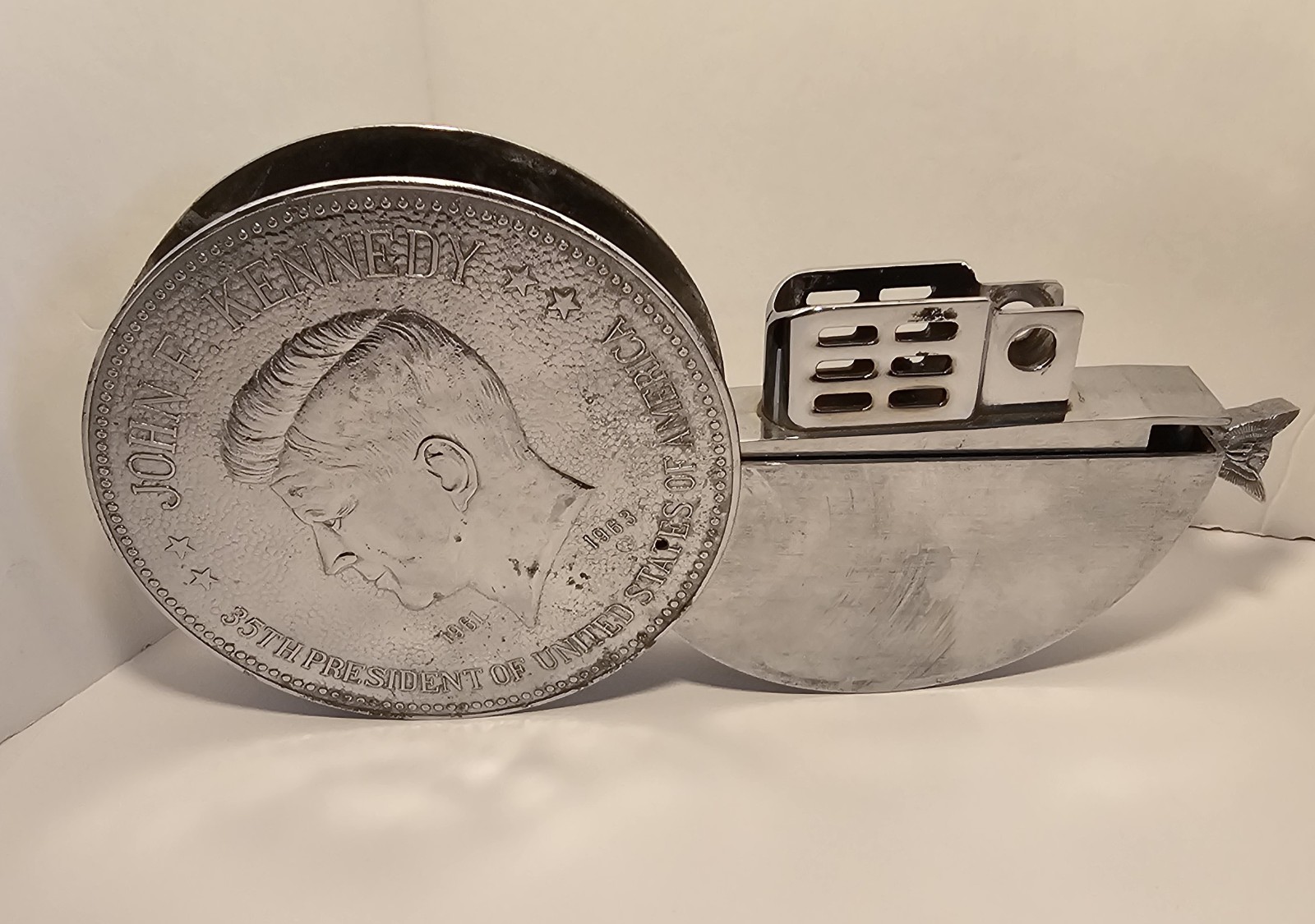 Vintage JFK Half Dollar Table Lighter 1961-63 Commemorative Missing Wheel/Flint