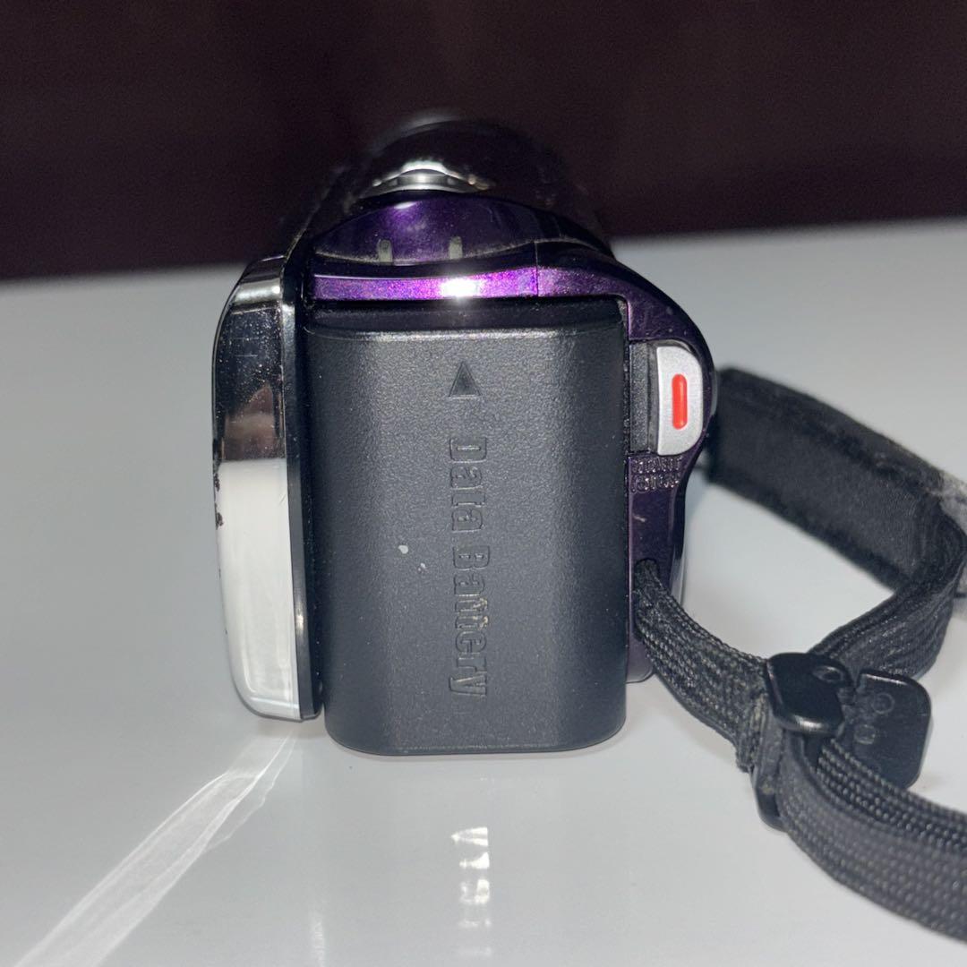 在庫処分 半額 JVC Kenwood Purple GZ-E117-V Camera Video Everio ビデオカメラ