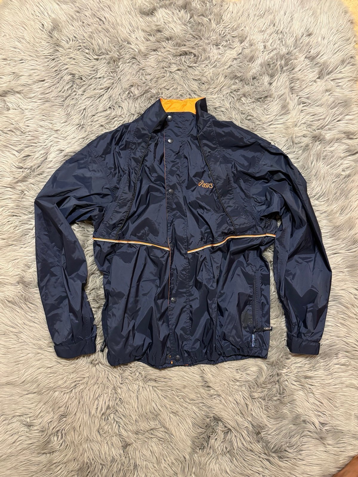 VINTAGE‼️ ASICS vintage soft shell jacket