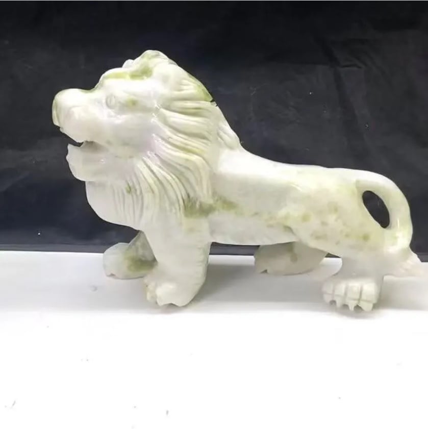 Hand carved natural Lantian jade lion ornament, home decoration,