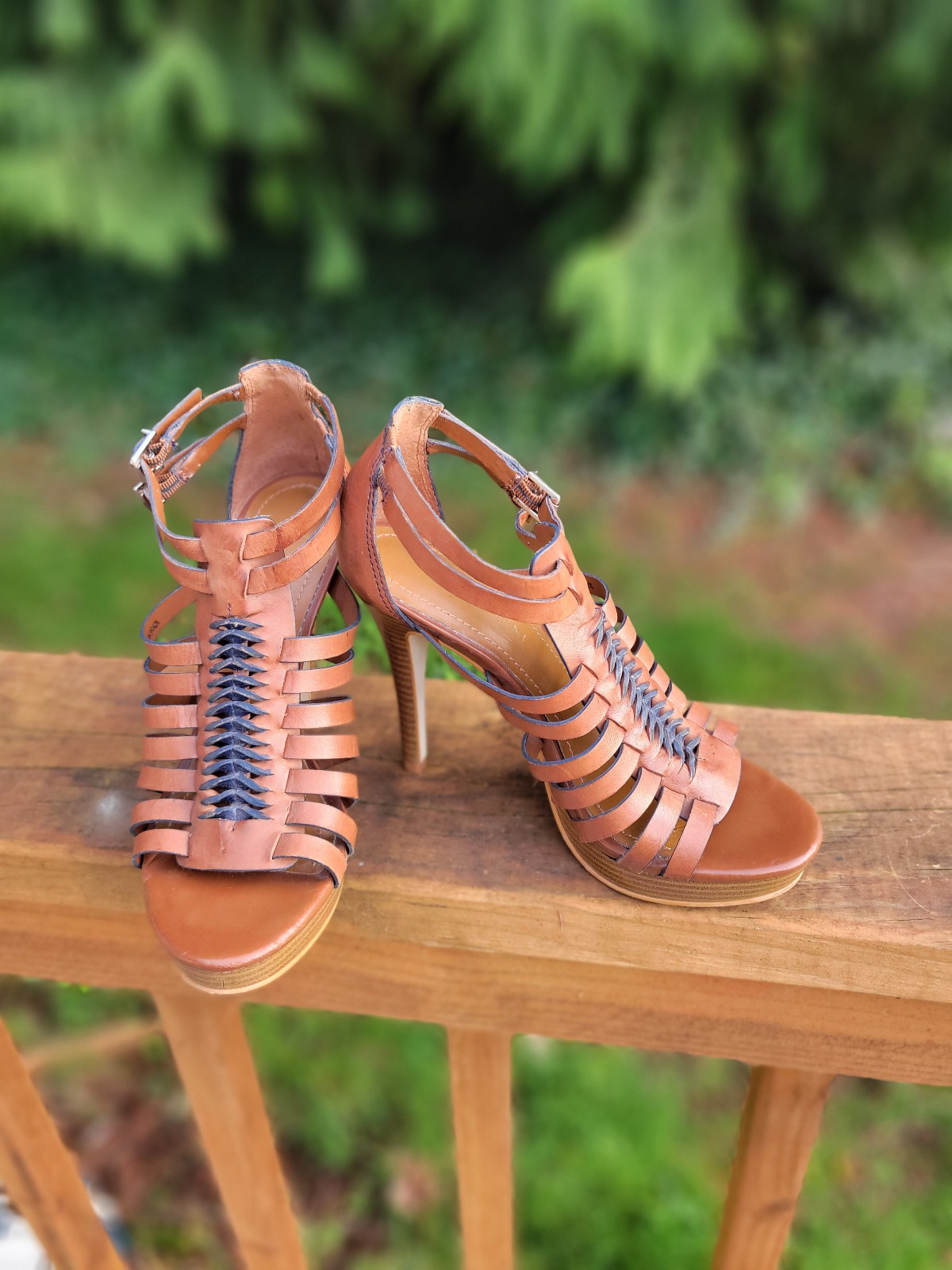 Gianni Bini Strappy Tan and Black Leather Heels