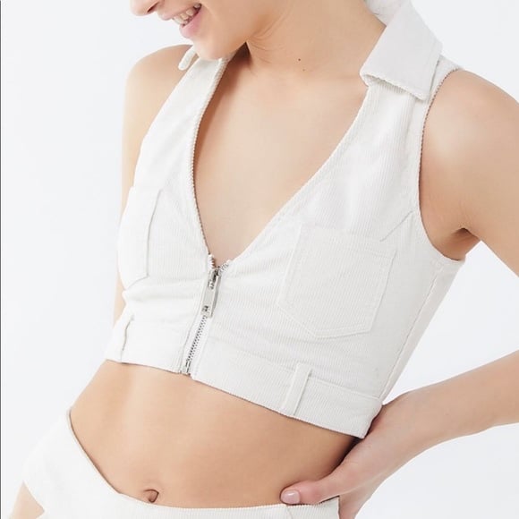 Brit Collared Crop Top