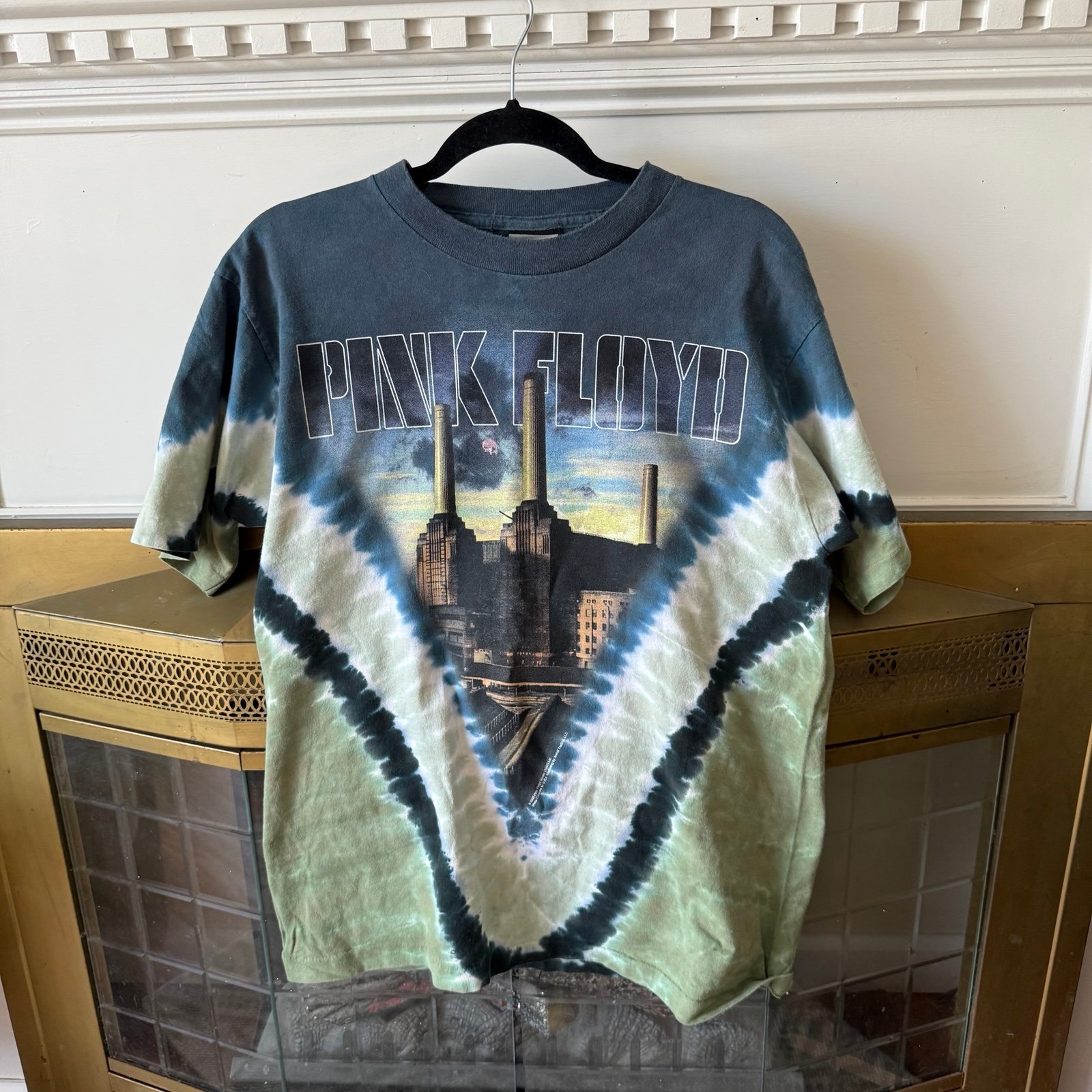 Vintage Tie Dye Pink Floyd Animals 2003 T-Shirt
