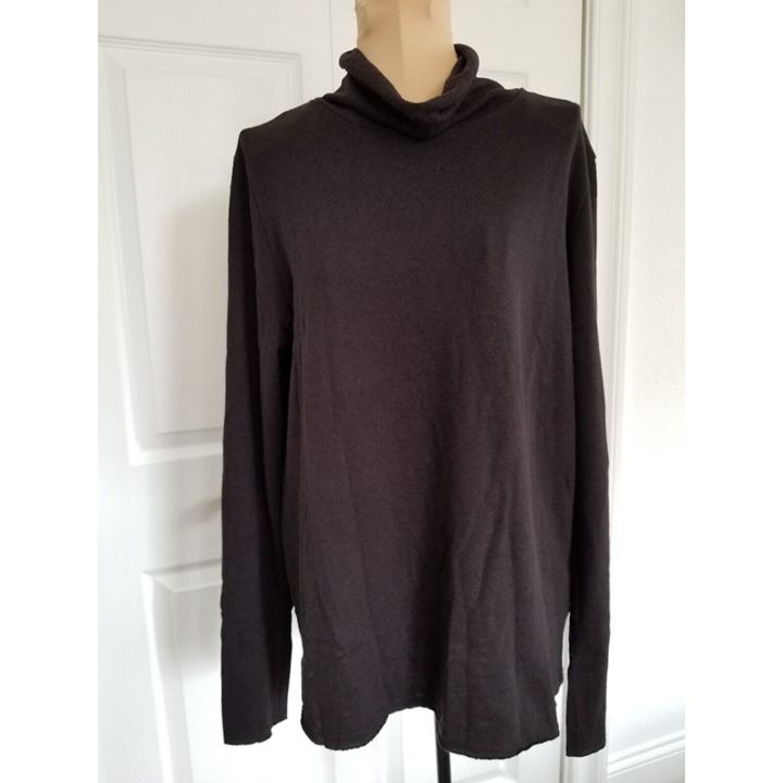 Lanston Women's Black Turtleneck Long Sleeve Top Sweater W/Thumbholes Size L