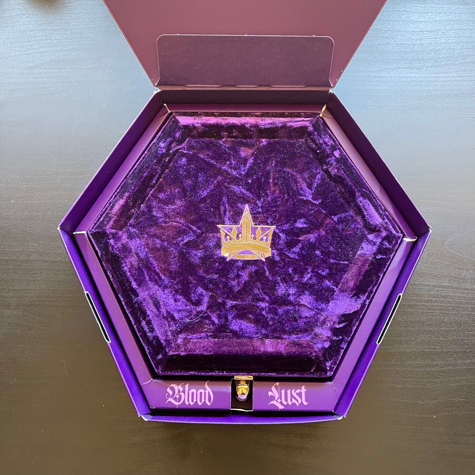 Brand New in Box Jeffree Star Cosmetics Blood Lust Eyeshadow Palette
