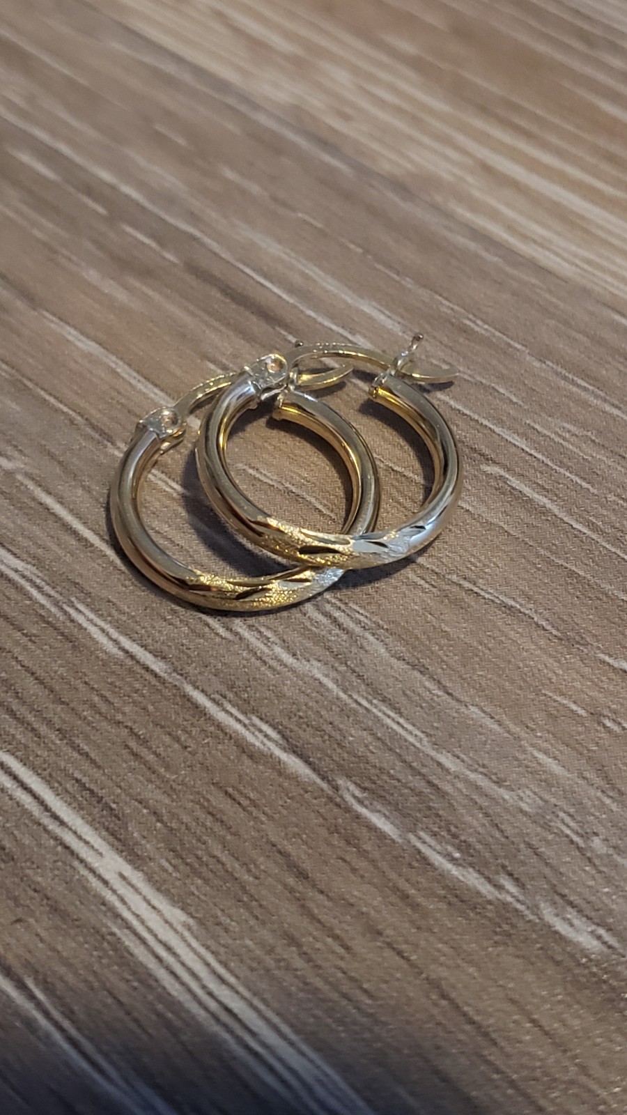 14k small hoop earrings