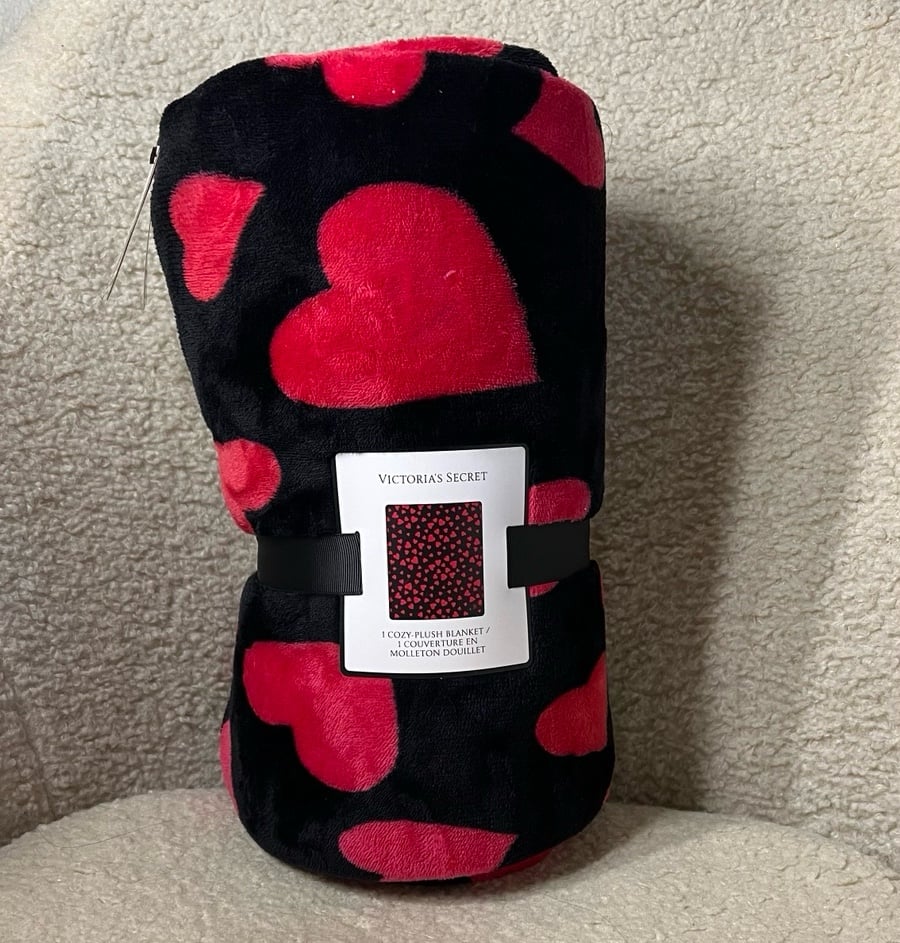 Victoria’s Secret Valentines Day Blanket