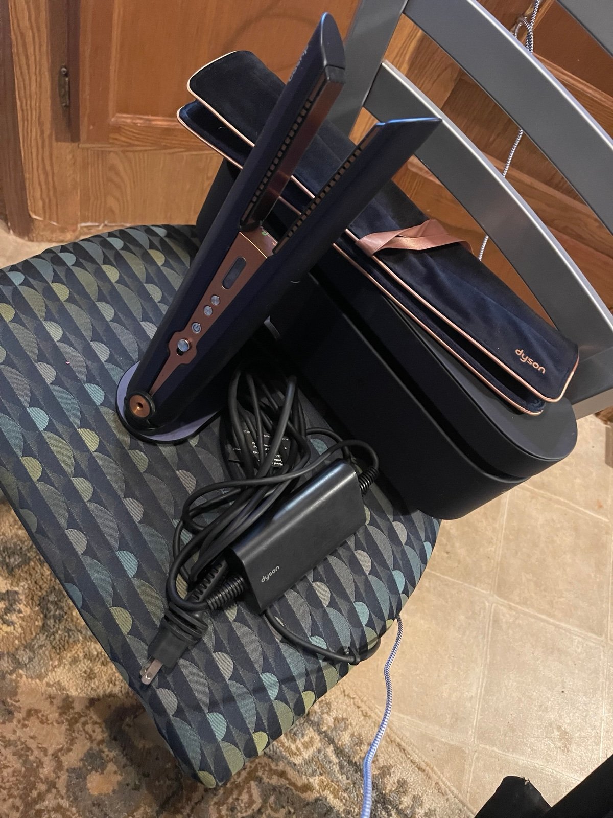 Dyson corral cordless flat iron