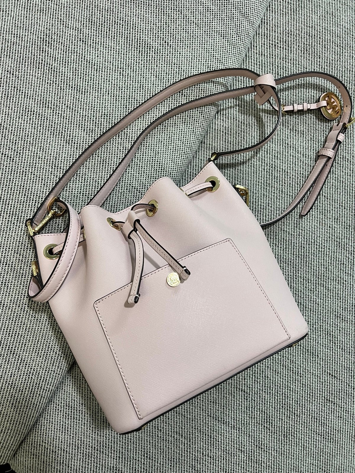 Michael Kors Bucket Bag