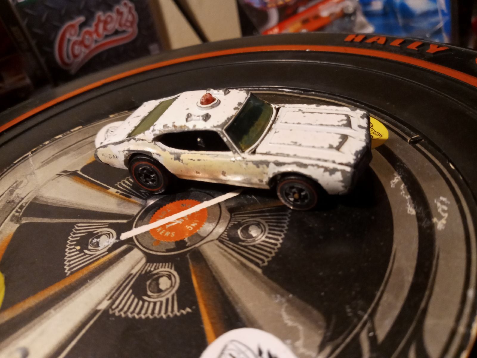 Hot Wheels redlines police cruiser