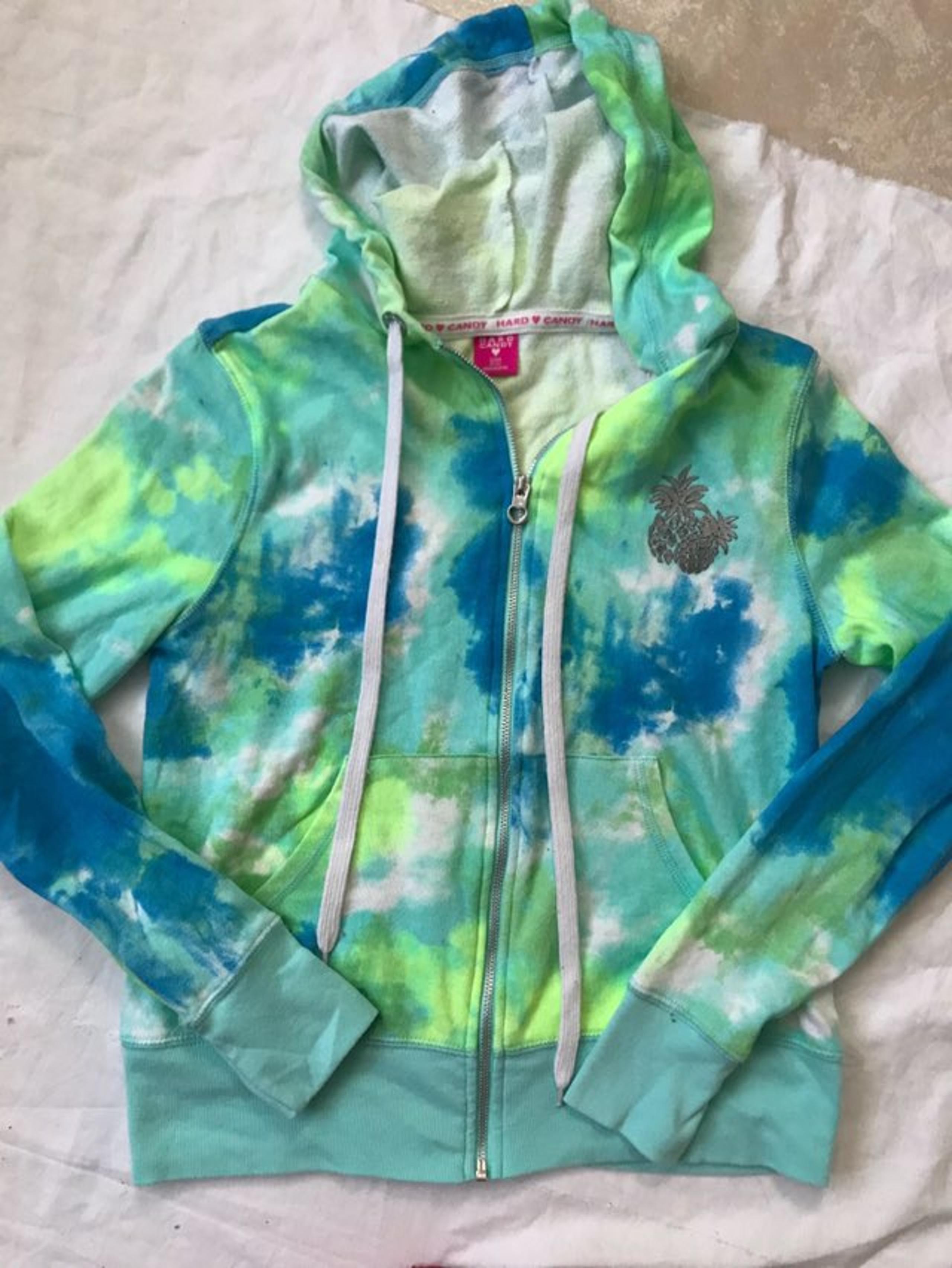 Zip up sweater size small