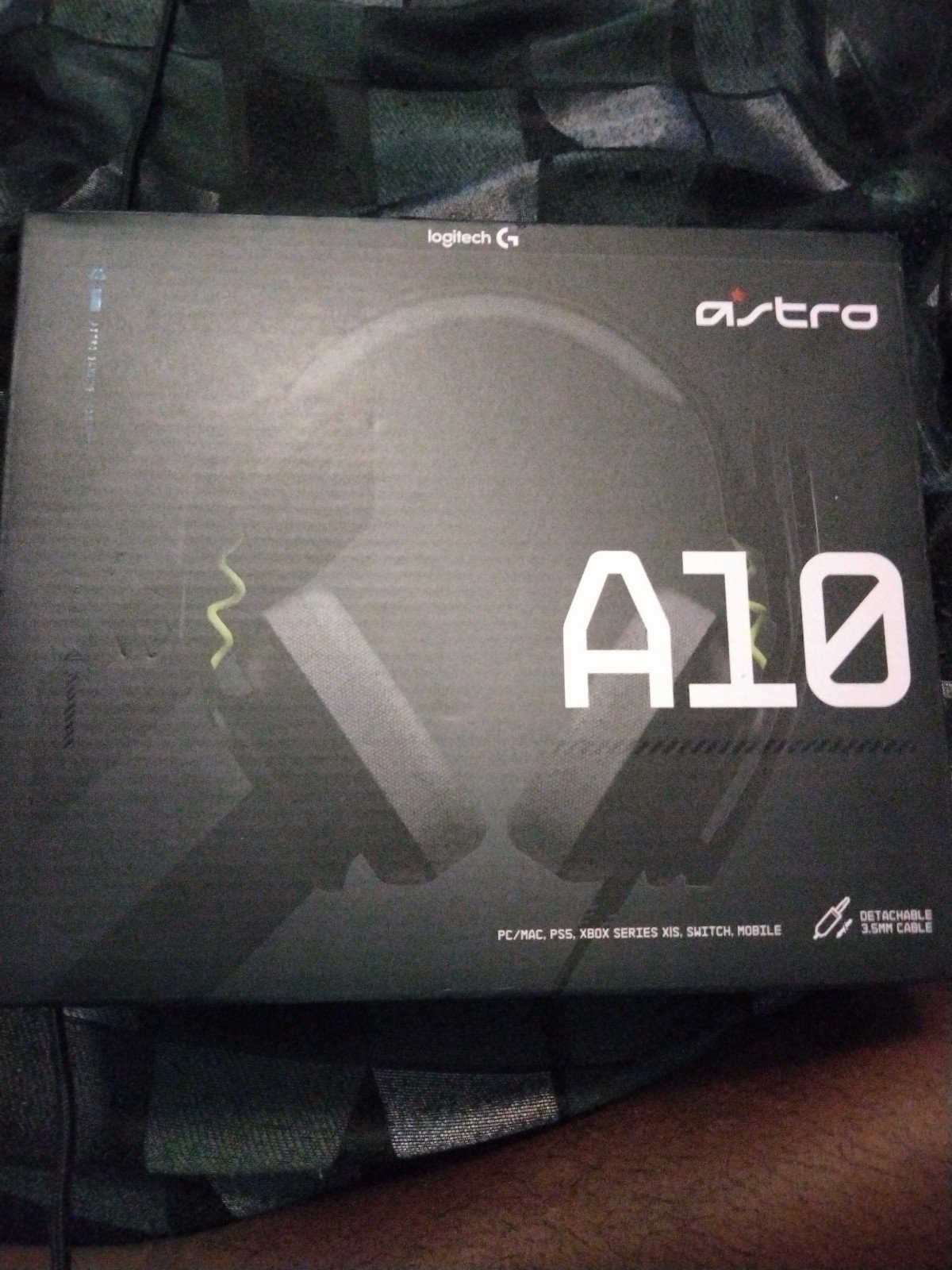 Astro A10
