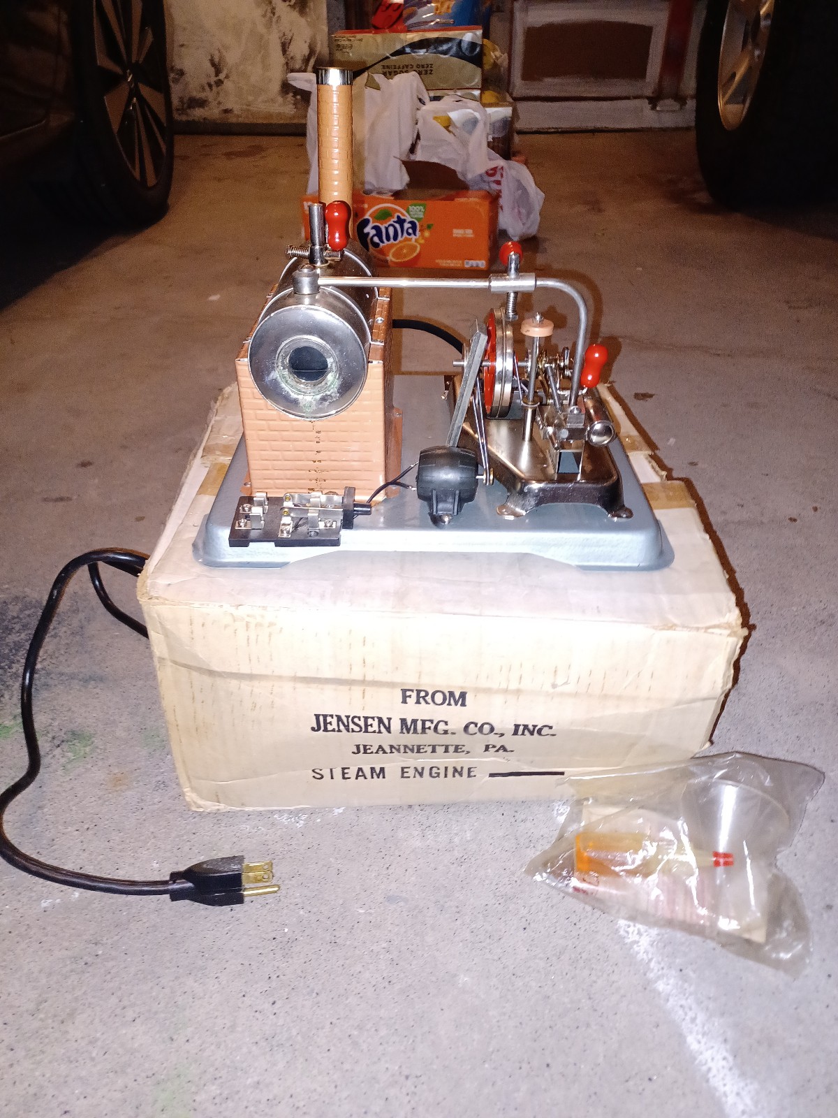 Jensen #25 Model Steam Engine (Electric)