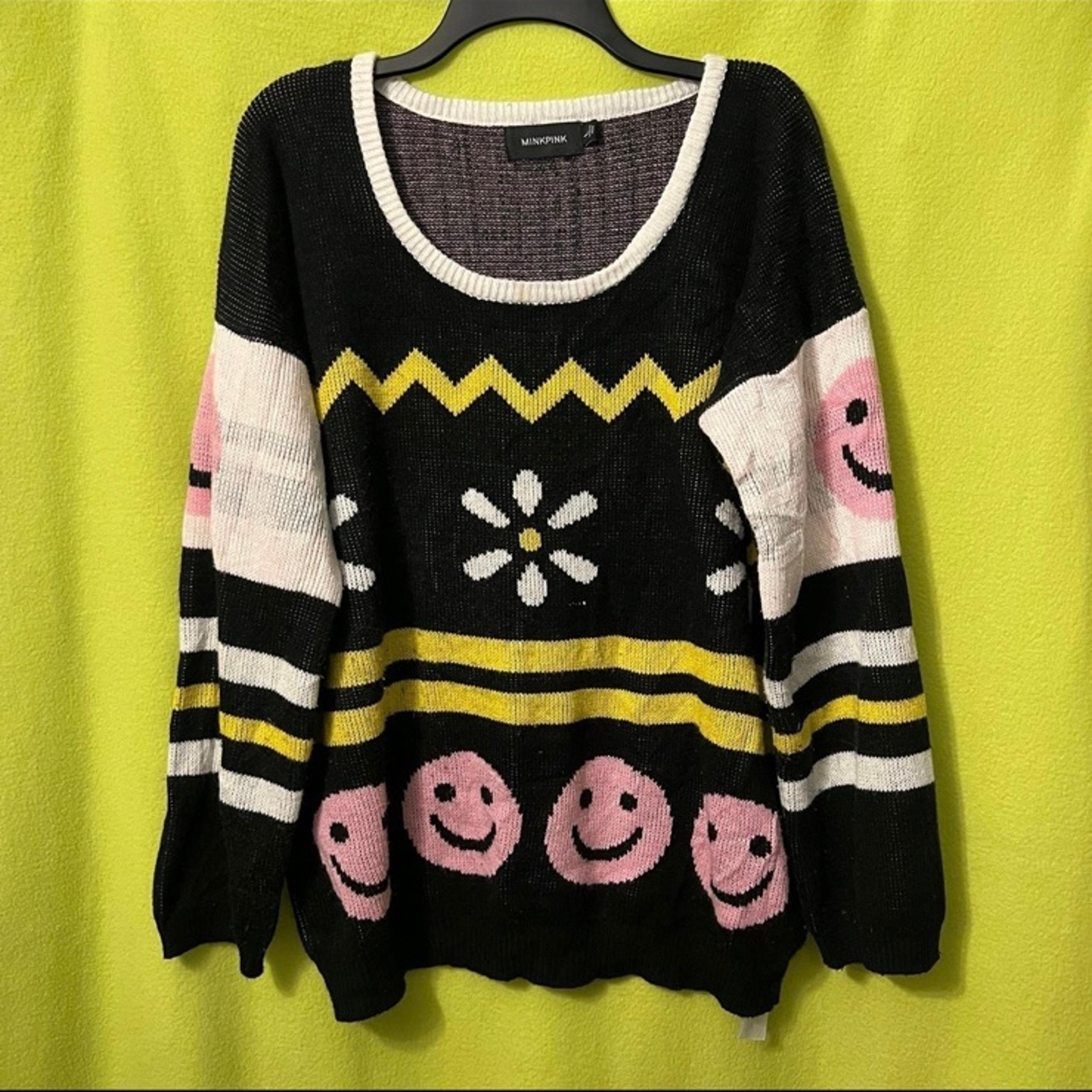 Minkpink L Daisy Smiley Oversized Sweater Large Black Graphic Cute