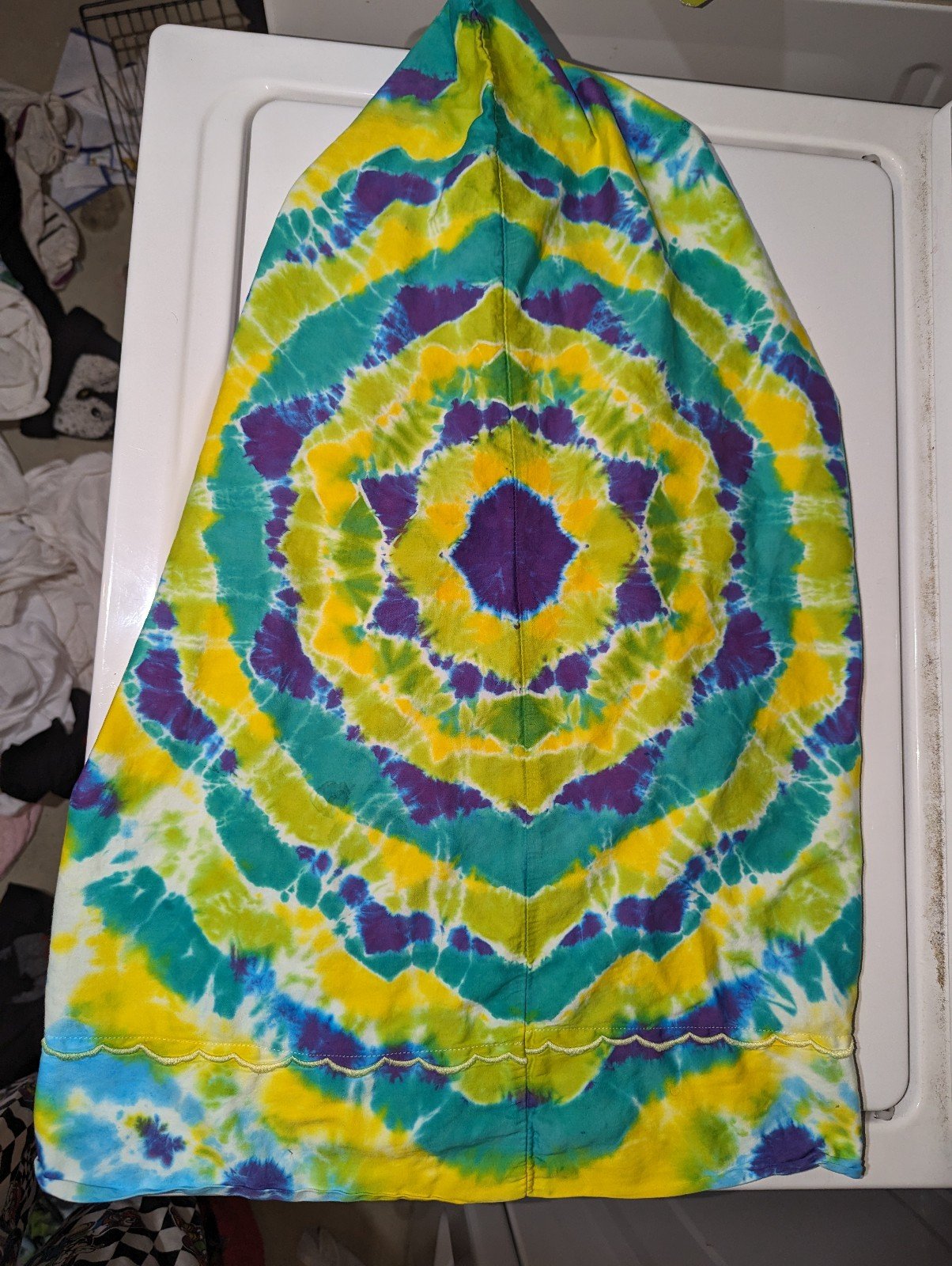 Mandala pillowcase tie dyed. Queen size
