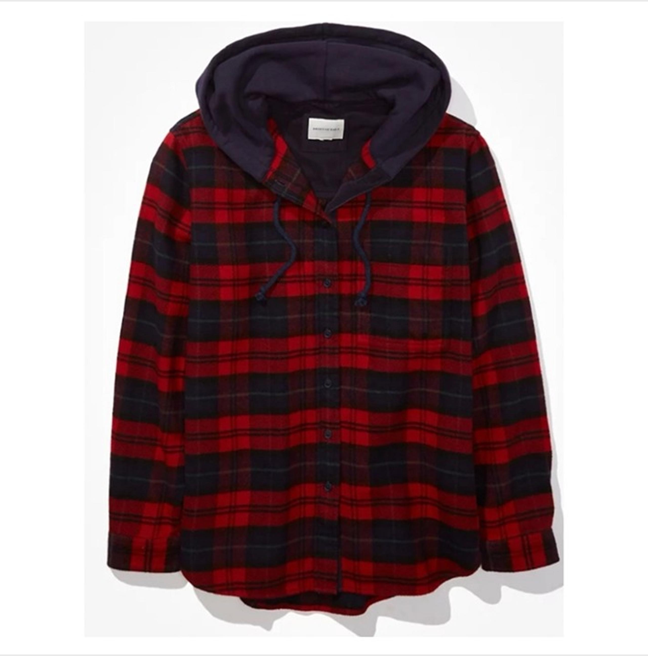 NWT AE AMERICAN EAGLE Women's Red Plaid Cozy Cabin Flannel Hoodie Sz S