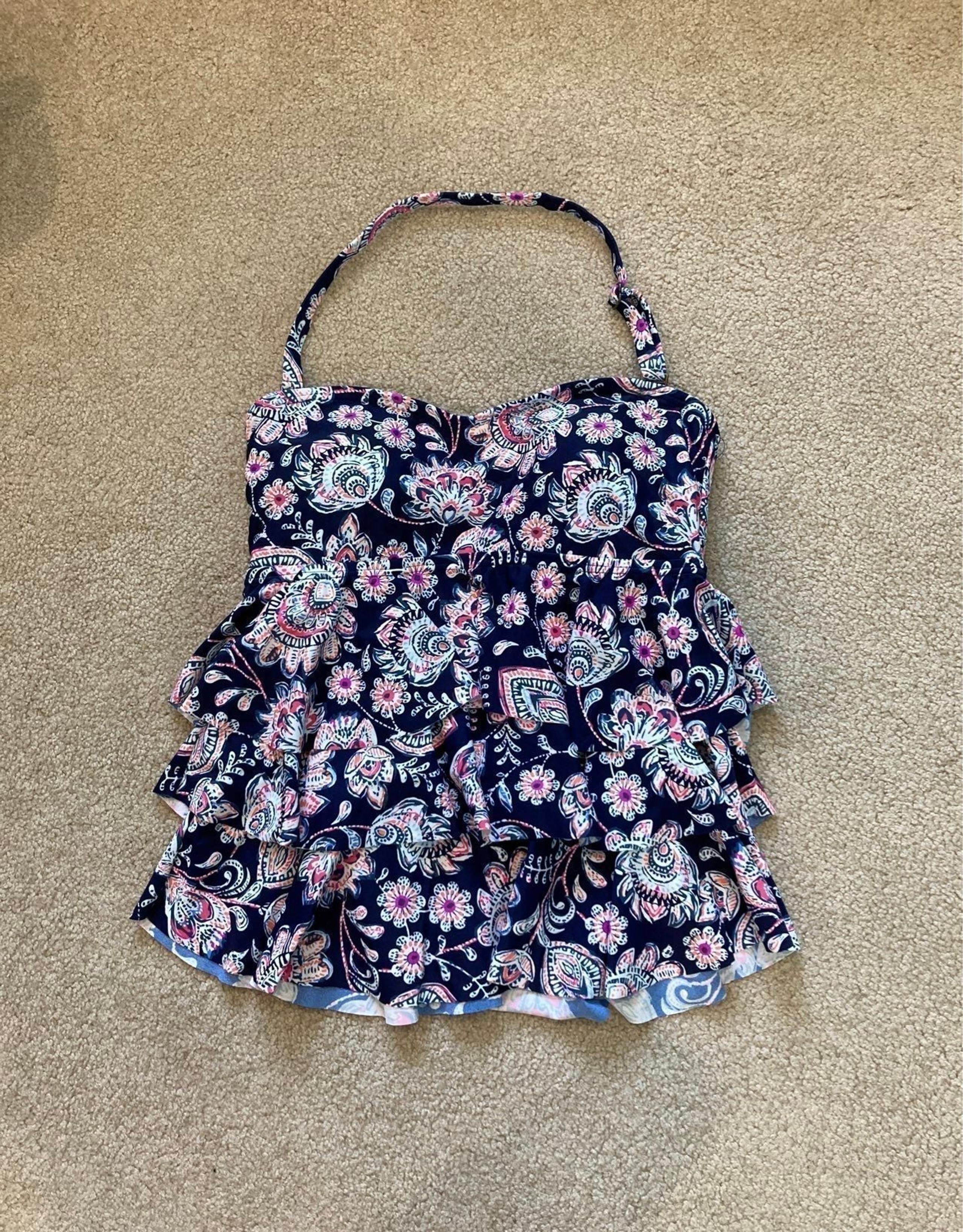 Island Escape Bikini top