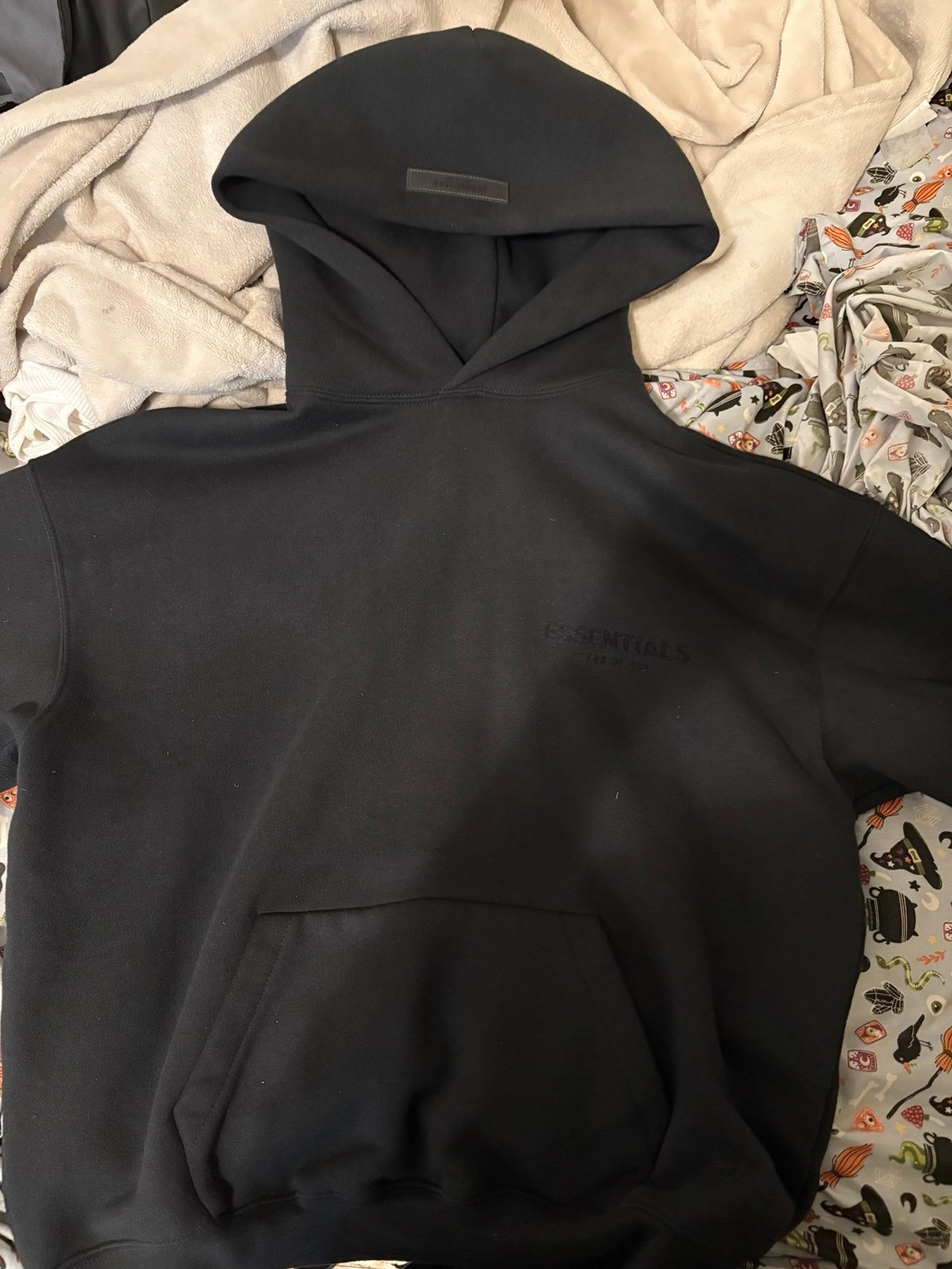 Essential hoodie black limo XS men
