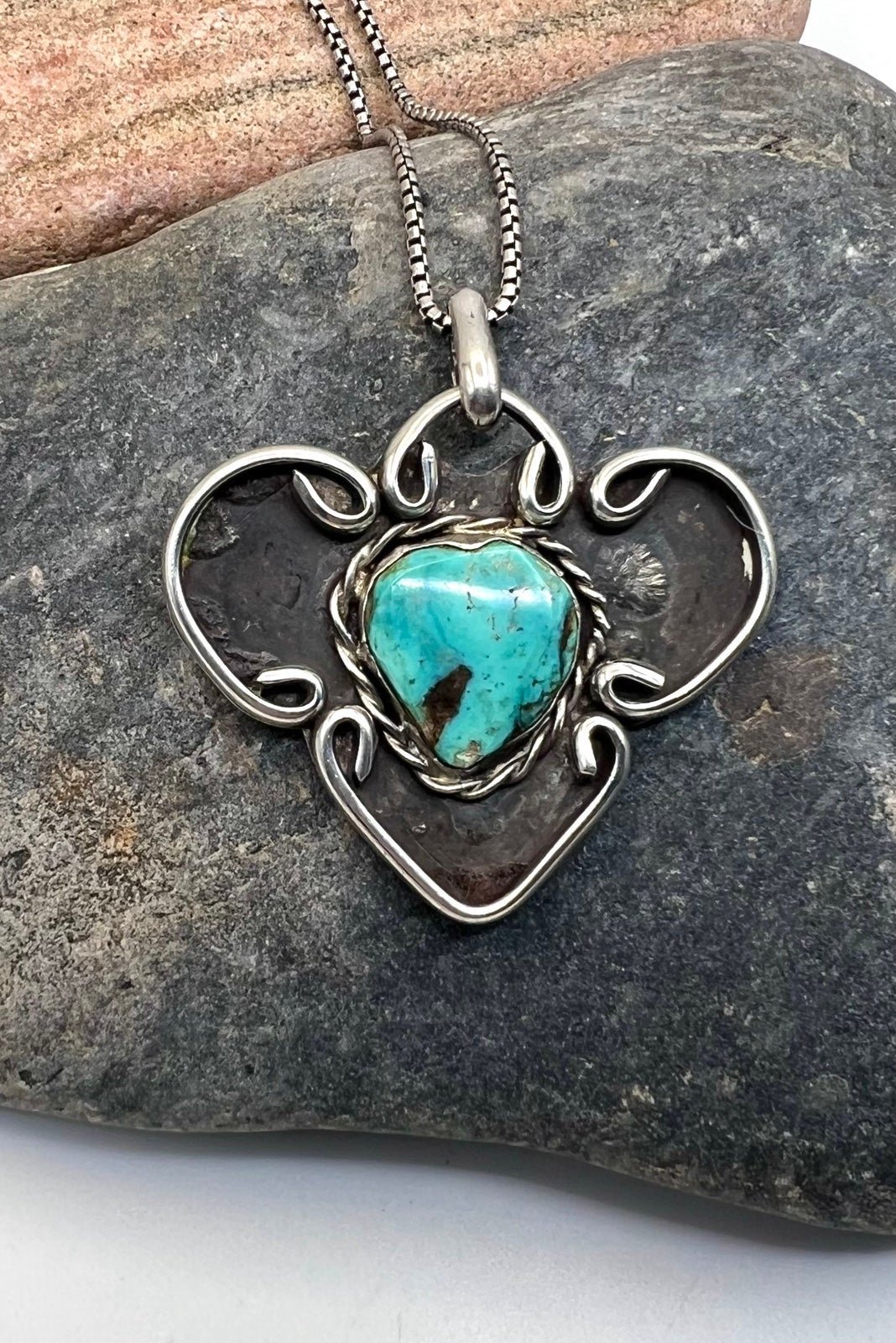 Handmade Navajo Sterling Silver Natural Blue Turquoise Pendant Necklace