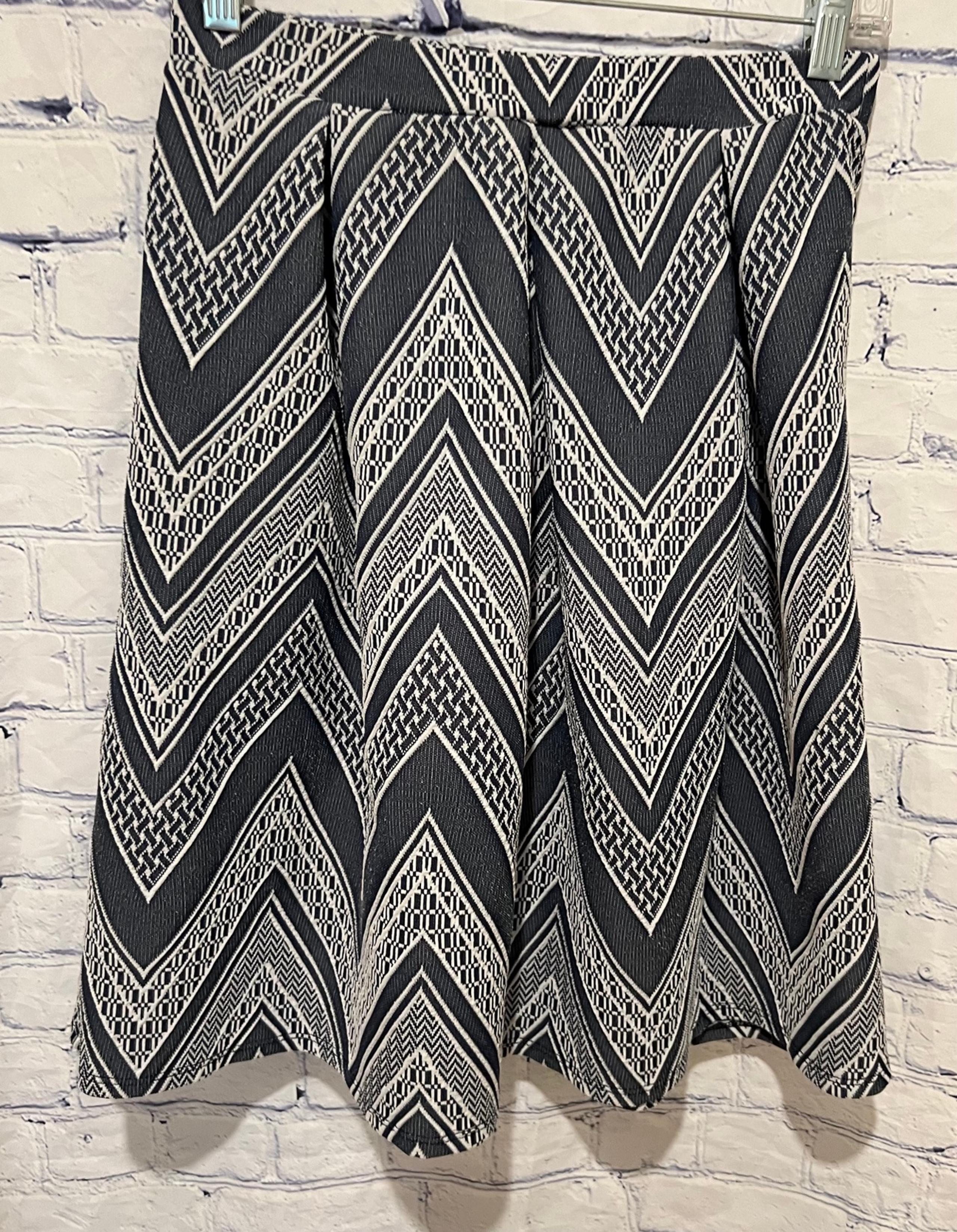 Joe B Blue And White Chevron A Line Modest Skirt Size Medium