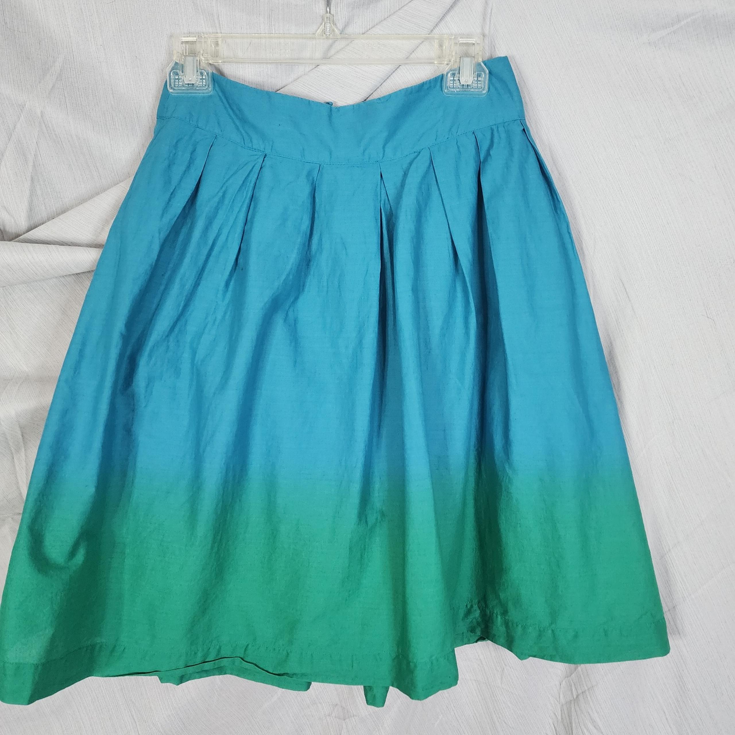 H&M Size 6 Blue & Green Gradient Dyed 100% Cotton Pleated Above Knee Skirt EUC