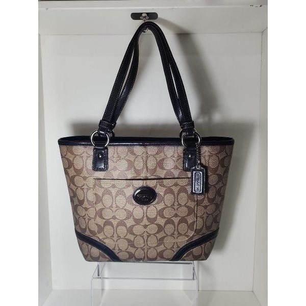 Coach Signature Heritage Peyton Tote