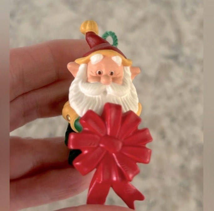 Hallmark Christmas Elves Ornaments 1995