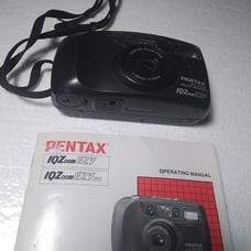 Pentax IQZoom EZY Film Camera W/ Instructions 38mm auto focus red eye reduction.