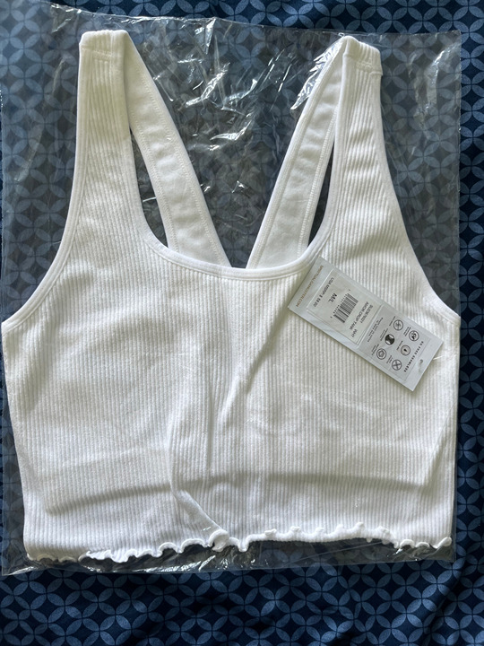 Spiritual Gangster Amor Crop Tank - M/L - Color: White - *NWT*