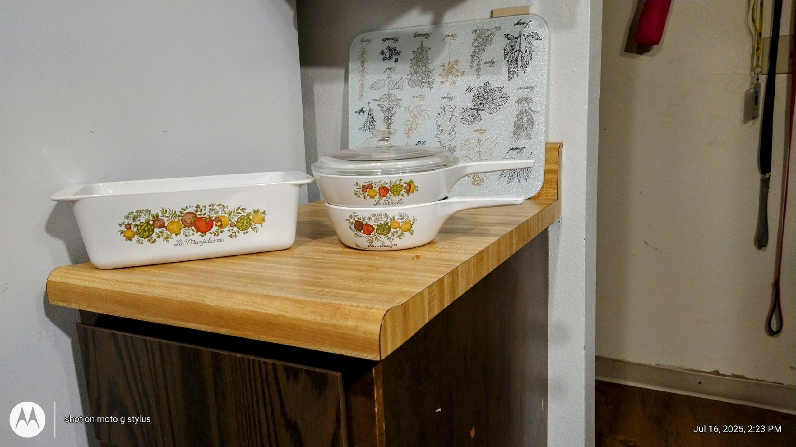 Vintage Pyroceram CorningWare ( Spice Of Life ) Cookware.