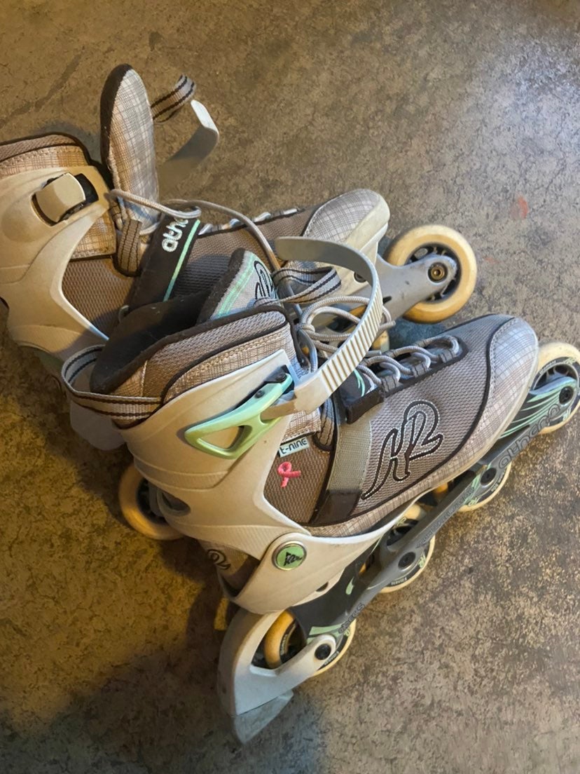 roller skates size 9