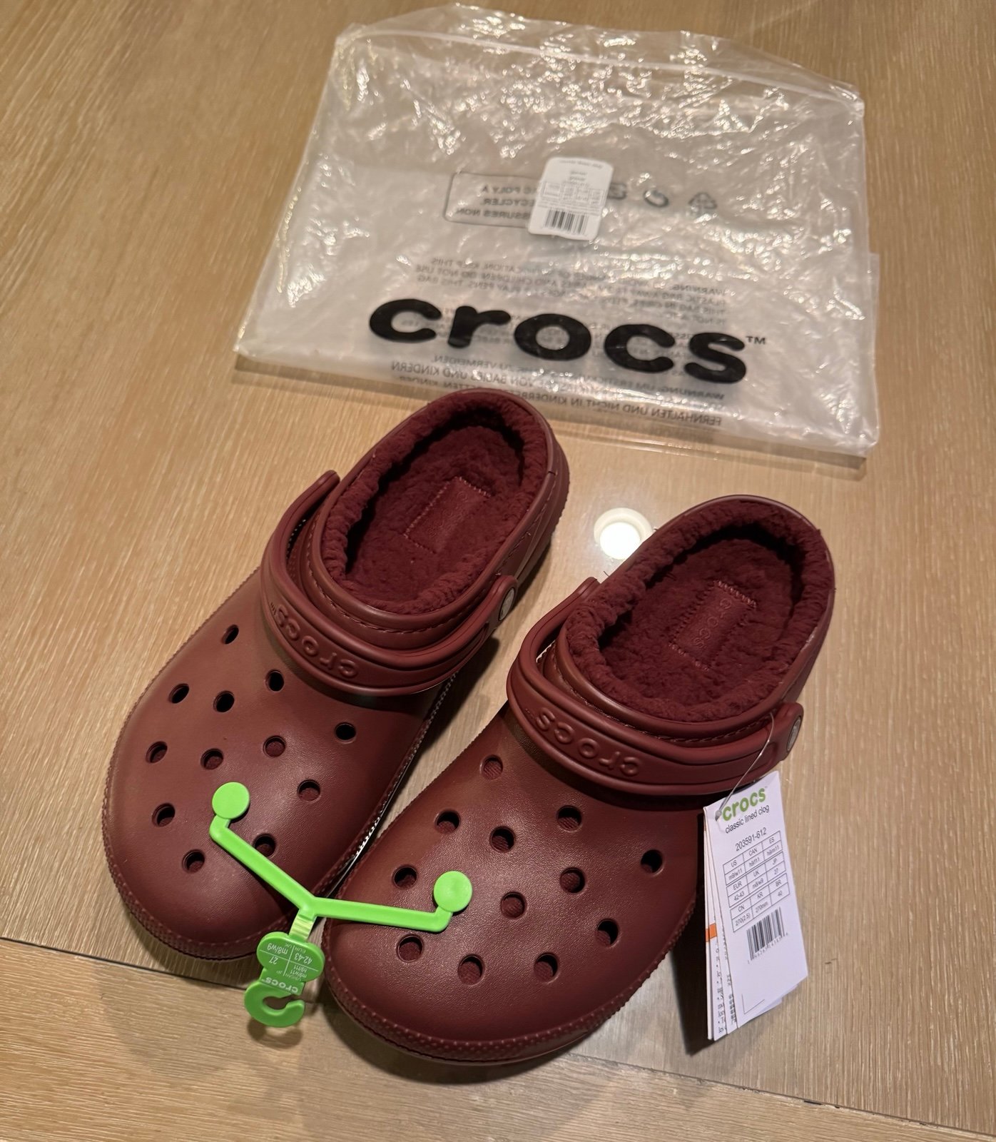 NWT Crocs Maroon Cozy Lined Clog
