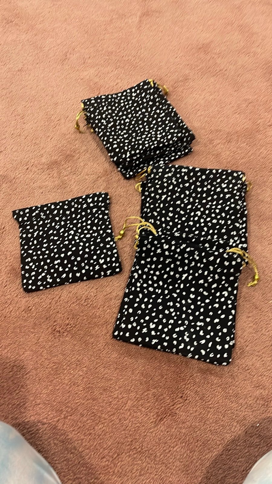 (19)brand new pouches fully lined