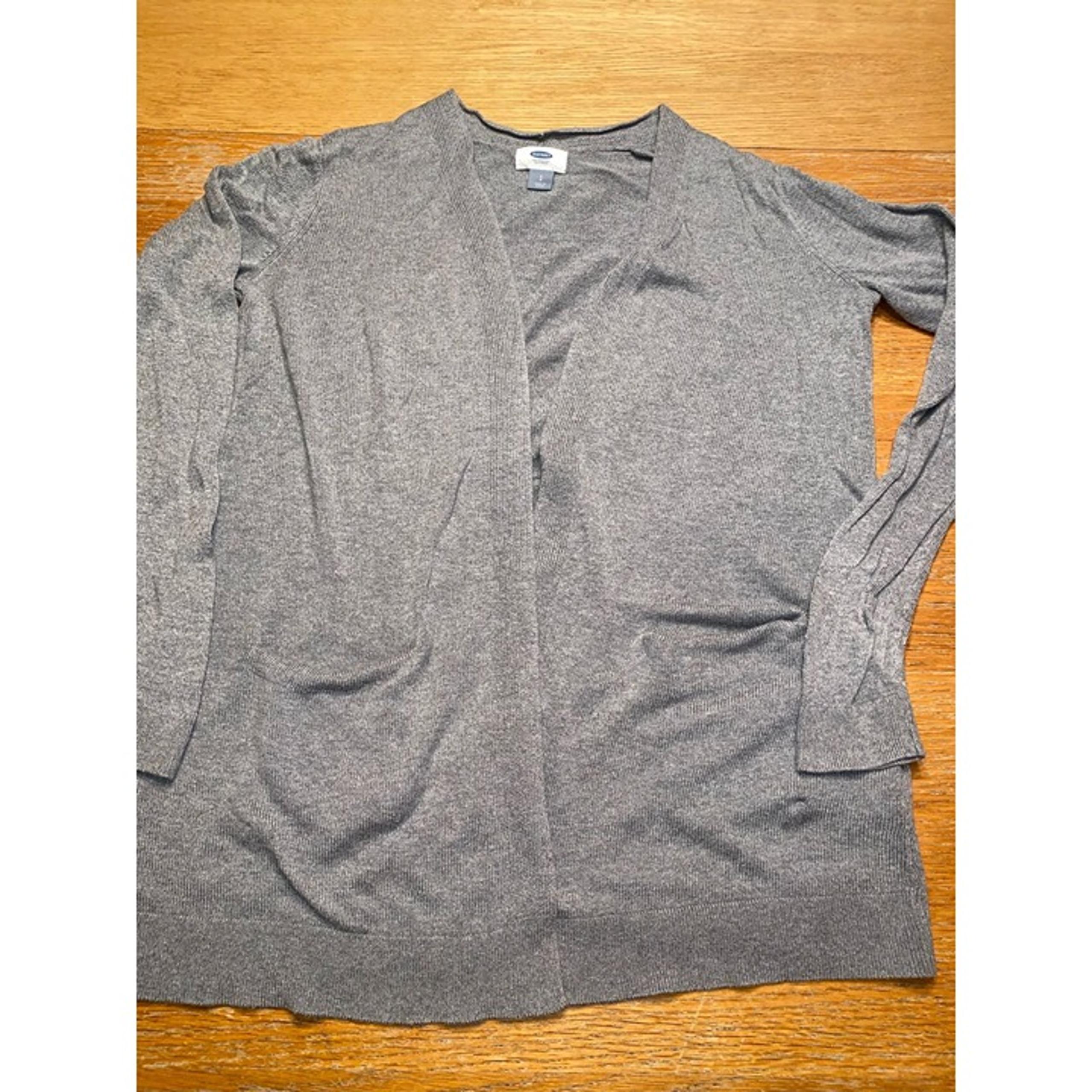 Old Navy Open-Front Gray Cardigan Sweater With Long Sleeves & Pockets