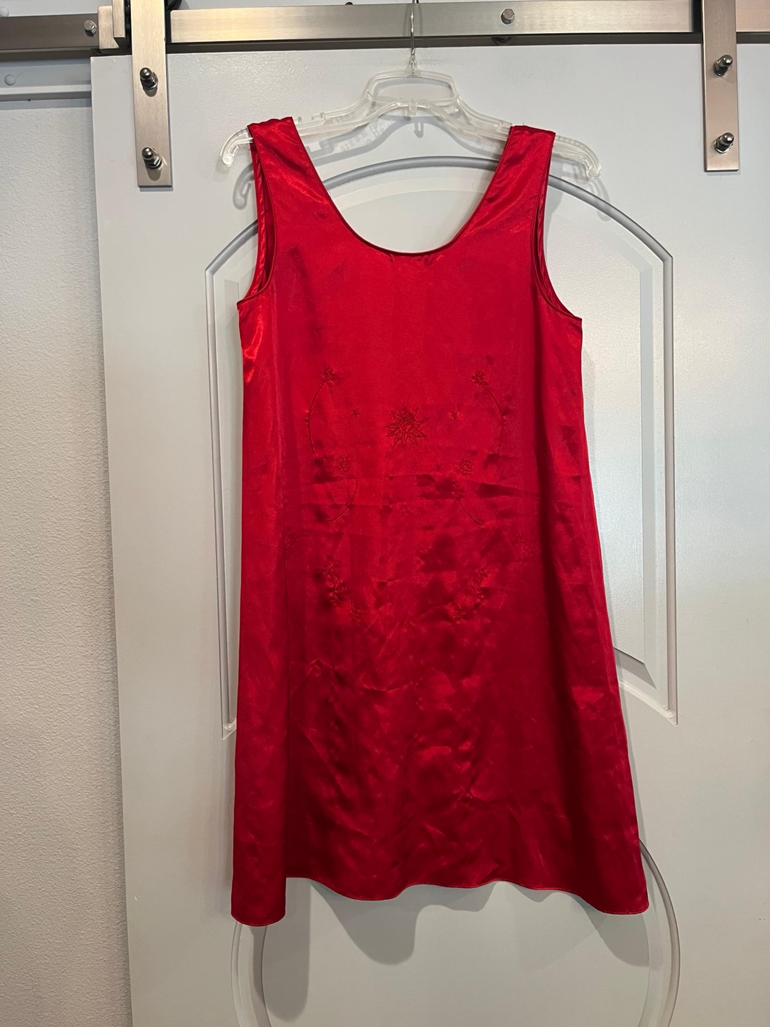 Vintage red satin stellar and celestial embroidered slip style nightgown. GUC!