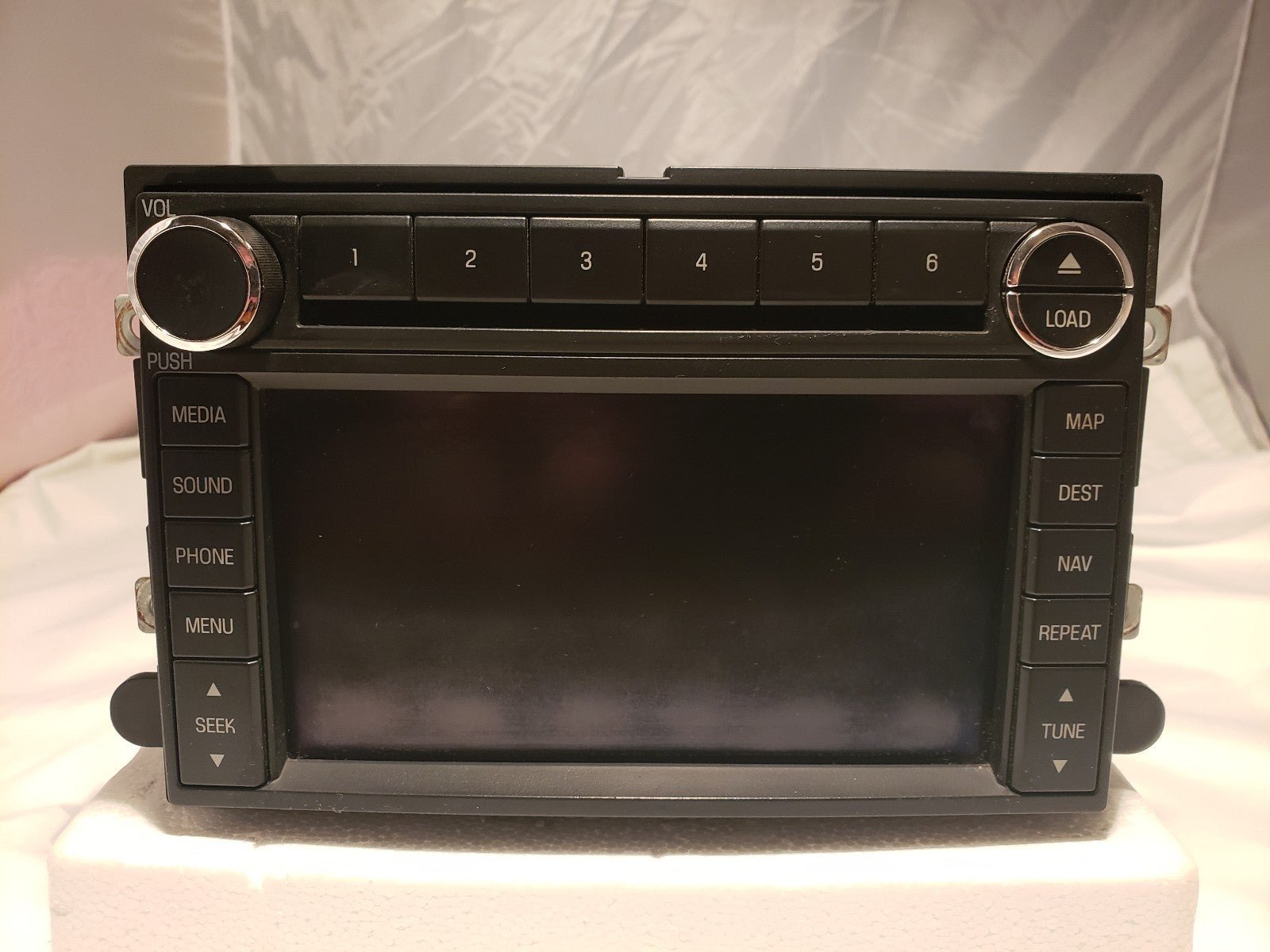 2007-2008 Ford F-Series Navigation CD Radio (Part# 8L3T-18K931-FA)