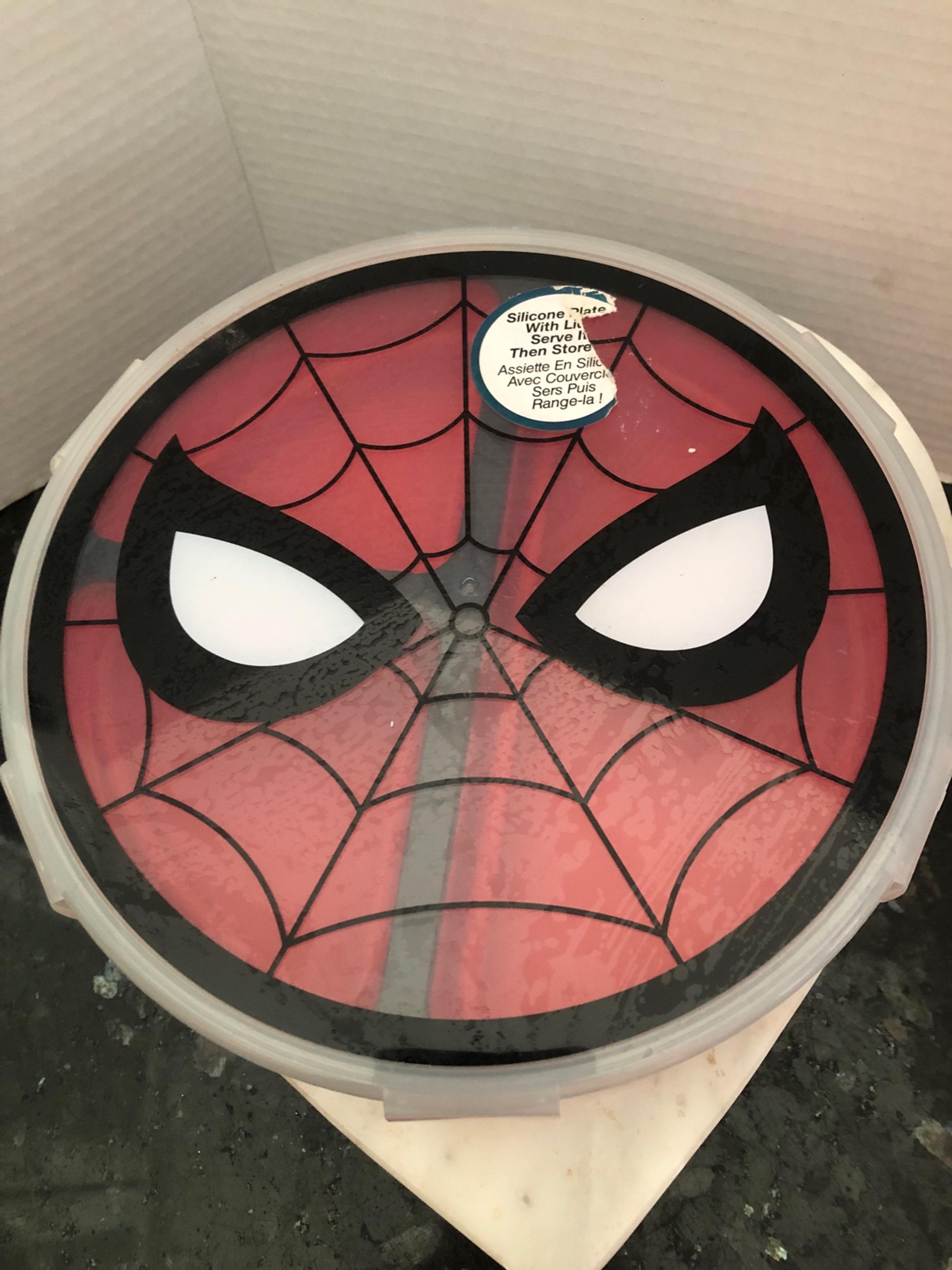 Disney Store Authentic Marvel Spider-Man 9” Plate and Lid