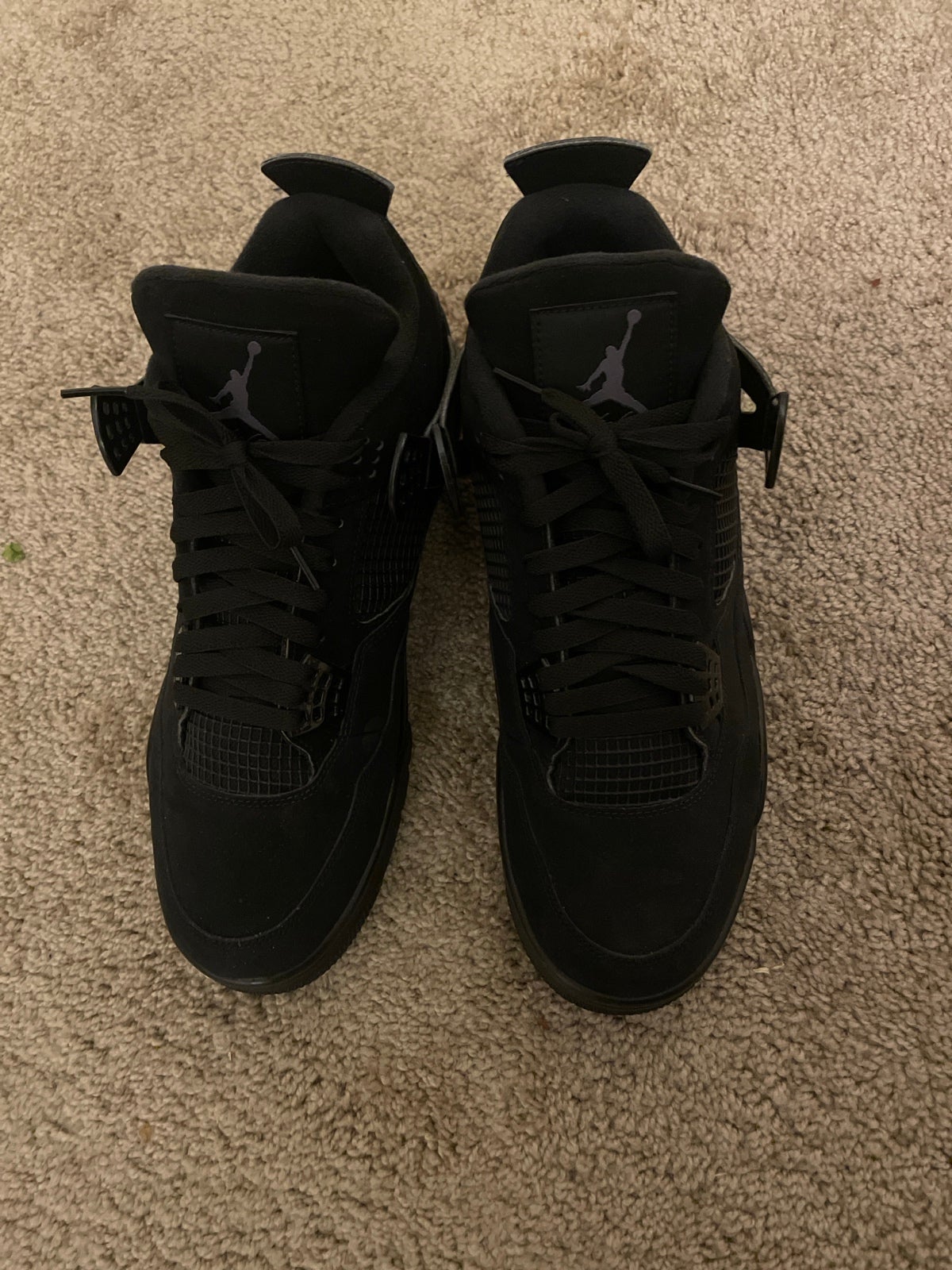 Jordan 4 black cat