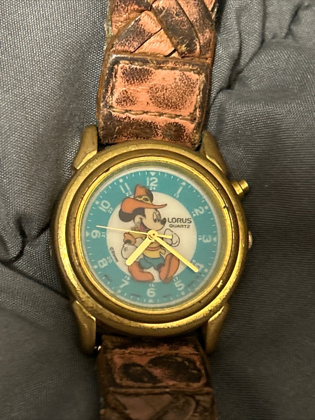 Men’s Mickey Mouse Watch