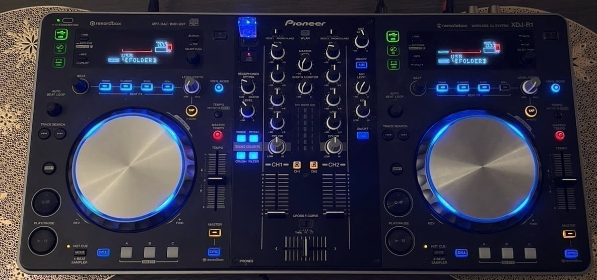 XDJ R1 by Pioneer DJ (900 retail) - DJ Equipment