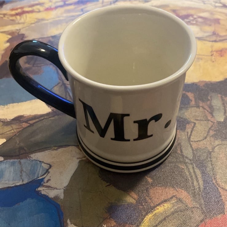 Mug (size:not listed on item)