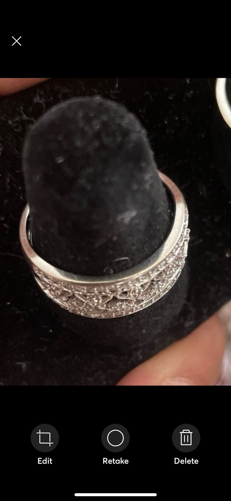 10k white gold Ring with lab diamond’s