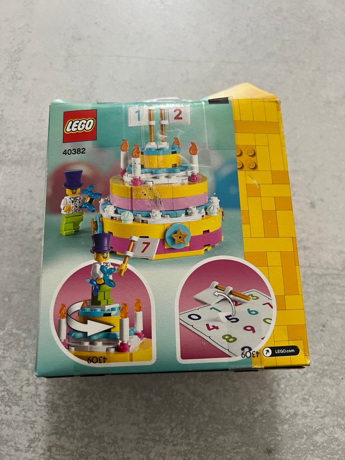 LEGO Seasonal: Birthday Set (40382) Damaged Box